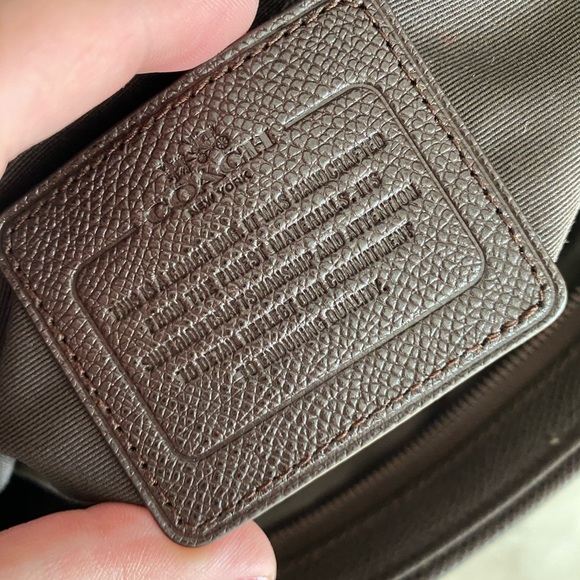 Coach Signature print Spencer crossbody, brown - Picture 8 of 9